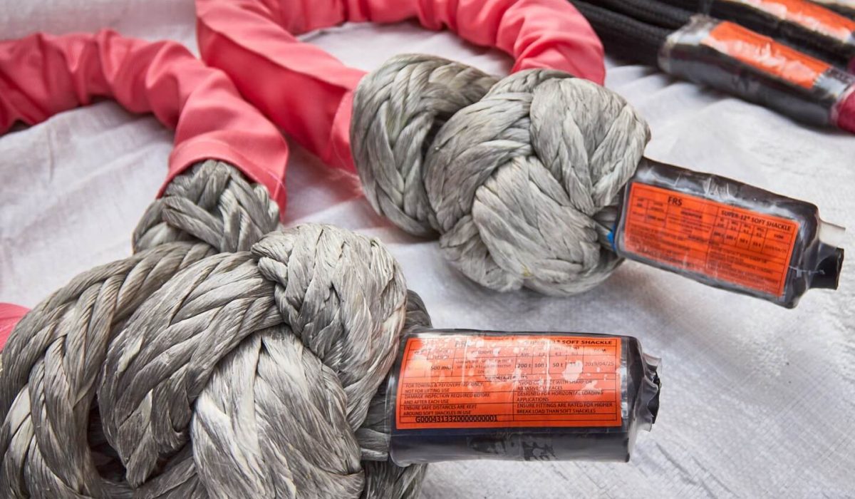 Soft Shackles labels